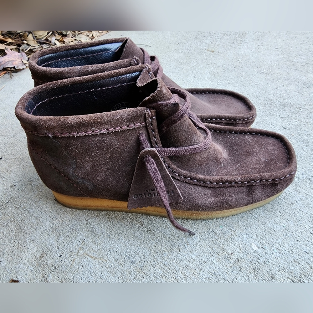 Clarks Wallabees Brown Suede